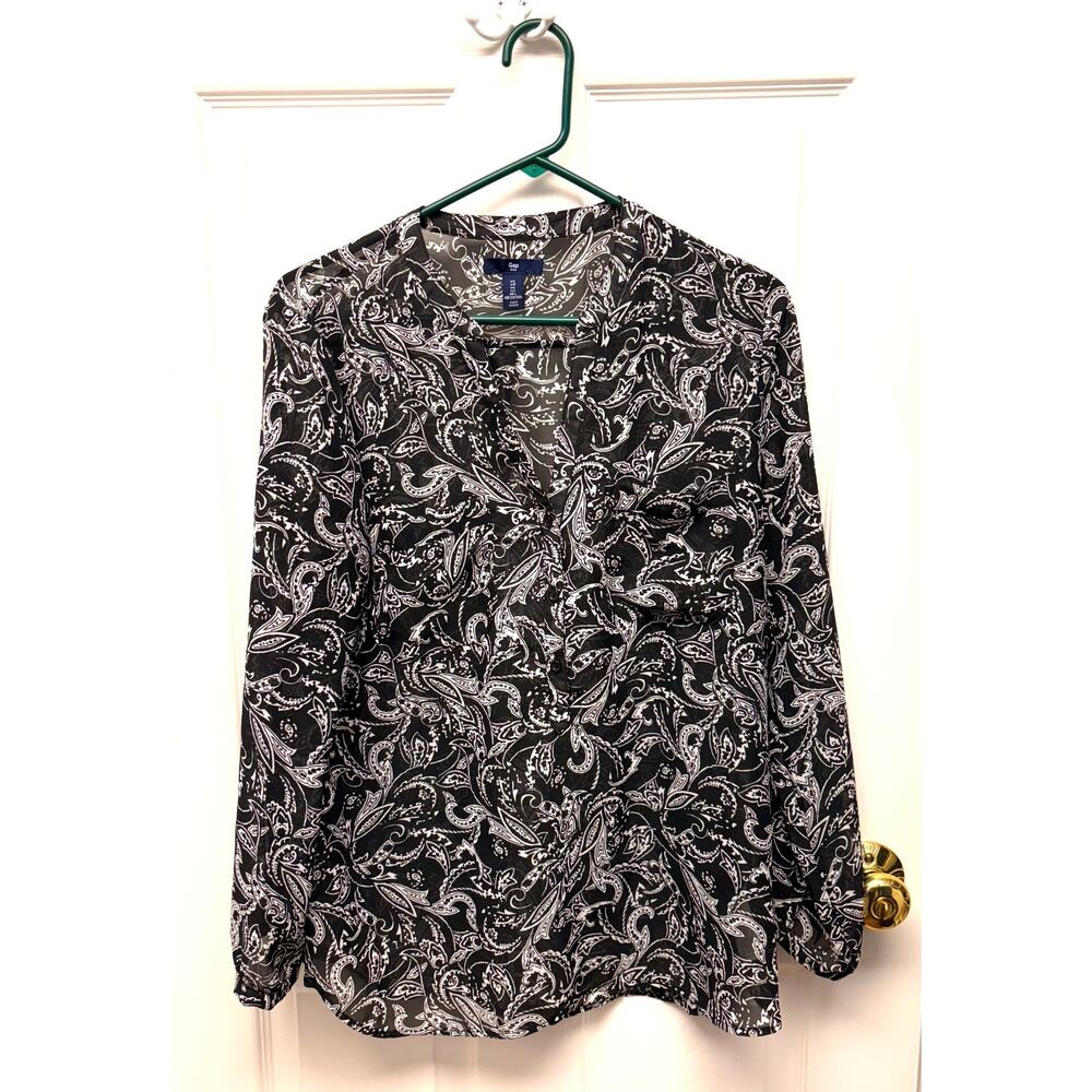 Gap Blouse Black and White Paisley Patch Pockets, Long Sleeve, Size L